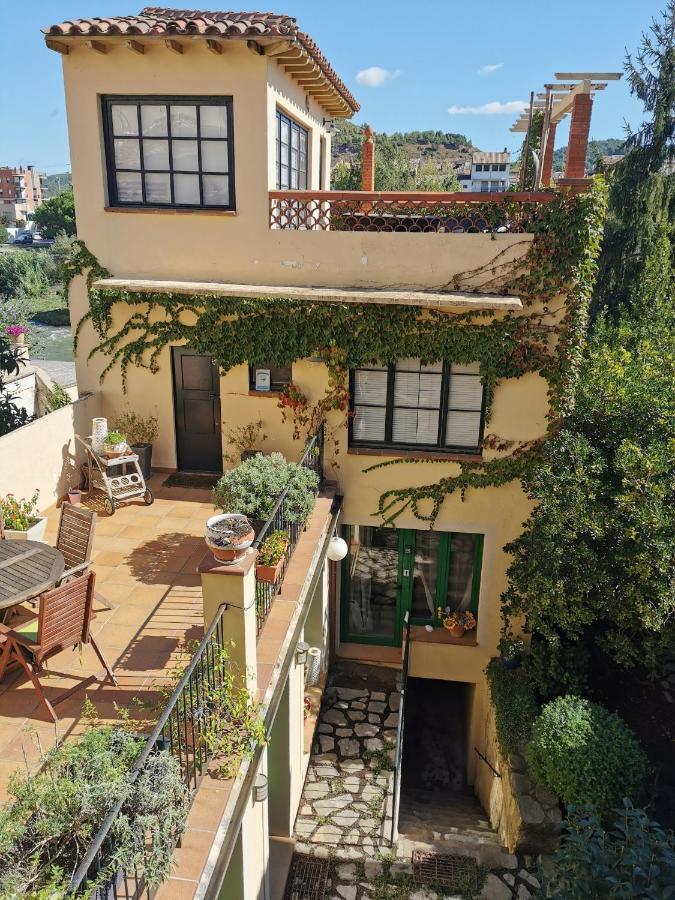 B&B Sallent Exterior photo