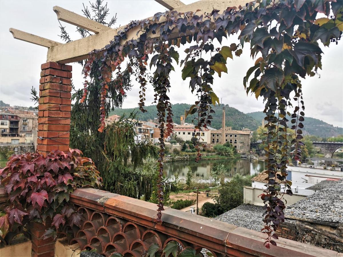 B&B Sallent Exterior photo