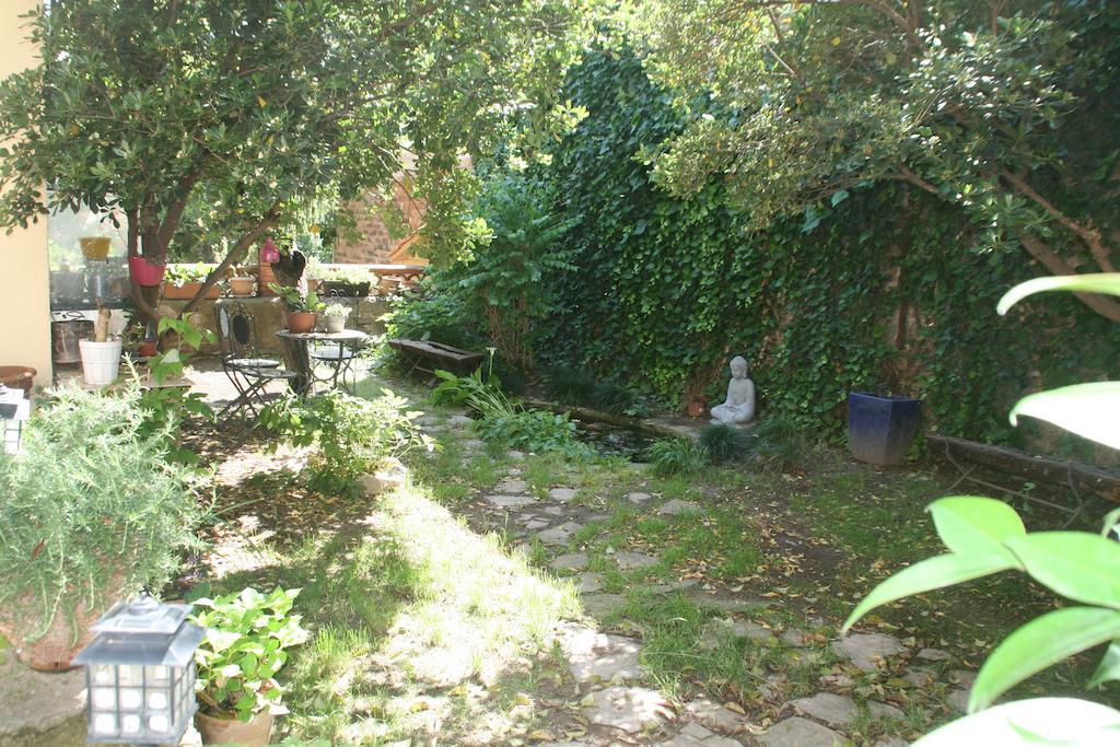 B&B Sallent Exterior photo