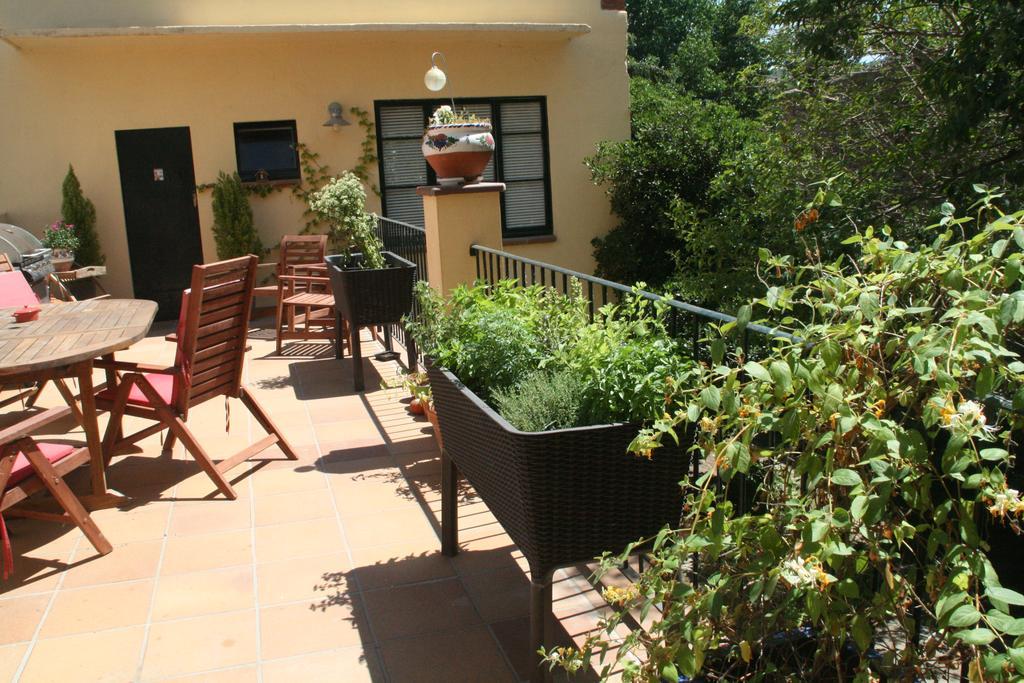 B&B Sallent Exterior photo